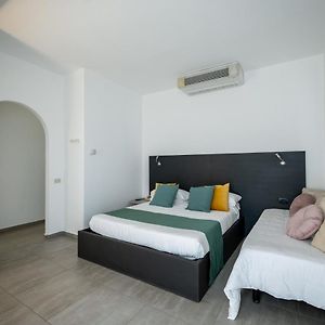 Triple Room Sea View